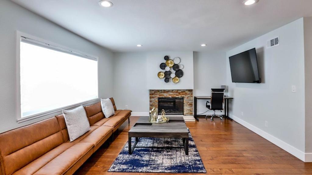 H&H Modern Lux 4Bd 1 King Suite 3 Queen Socal Disney Westminster Exterior foto